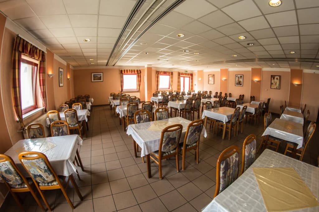 Homoky Hotels Bestline Hotel - photo 23