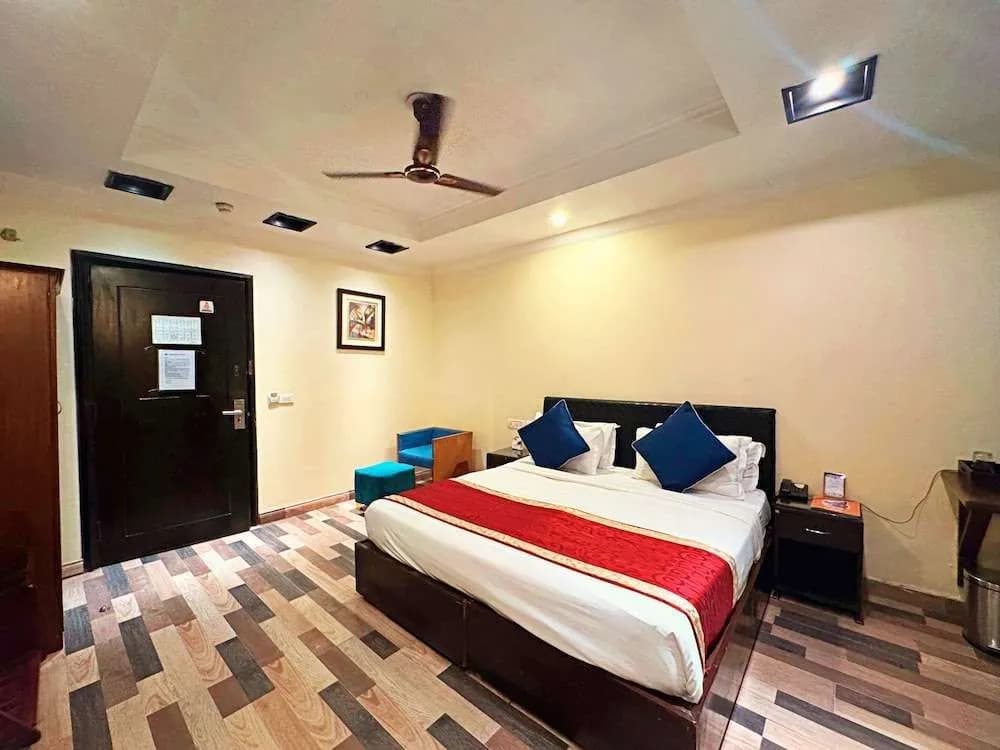 Parkland Chirag Enclave - photo 27