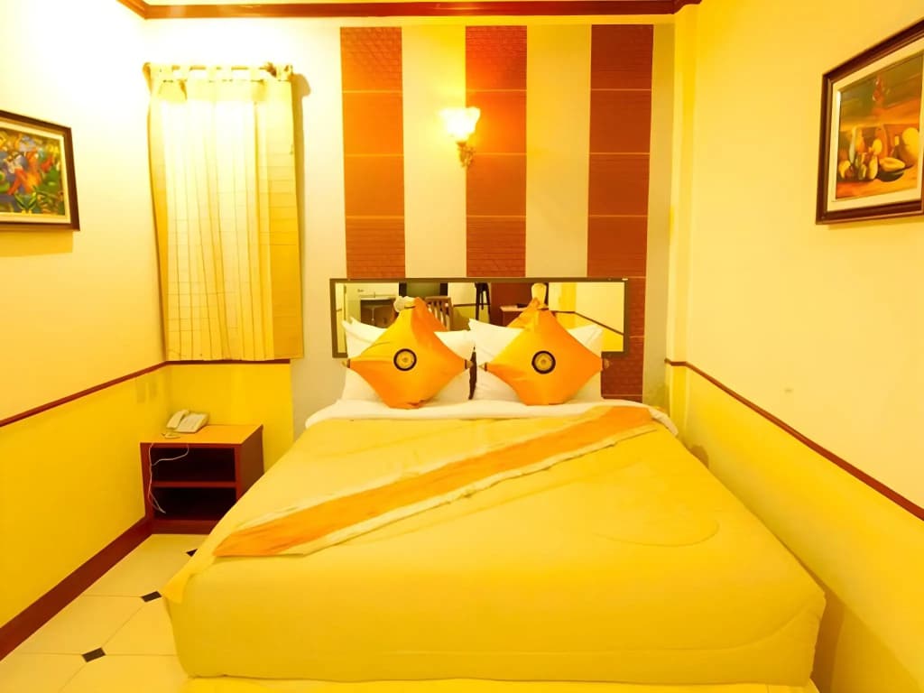 Honey House 2 - photo 12