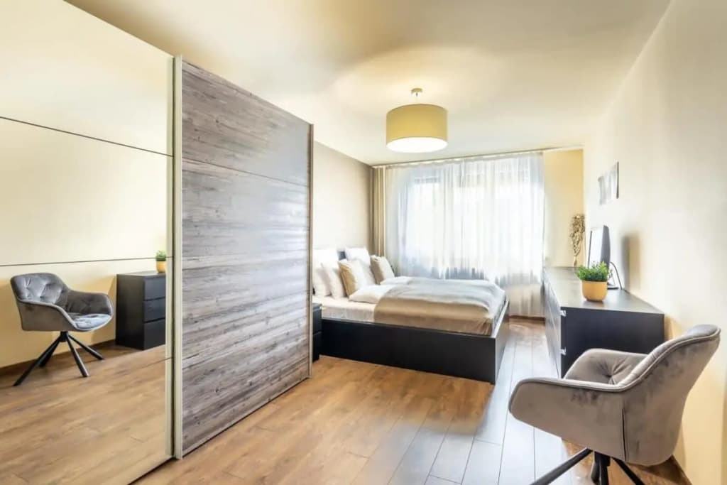 Cozy quiet apartment with a balcony - photo 4
