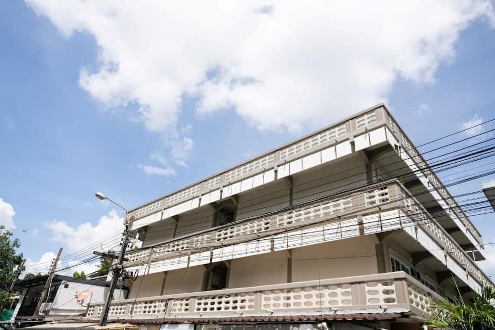 At 38 Don Mueang - photo 1