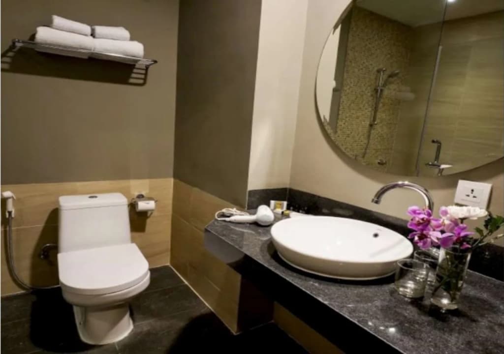 Liberty Hotel Thamrin Jakarta - photo 9