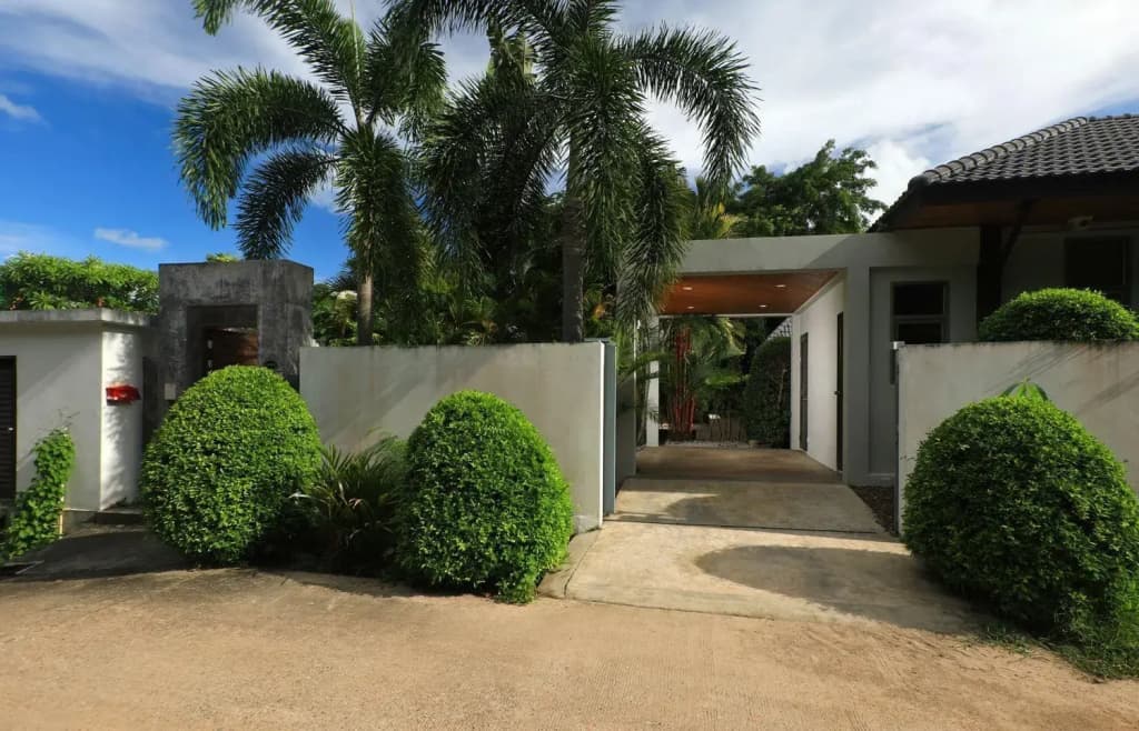Villa Heni - photo 1