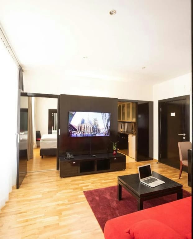 The Levante Rathaus Apartments - photo 35