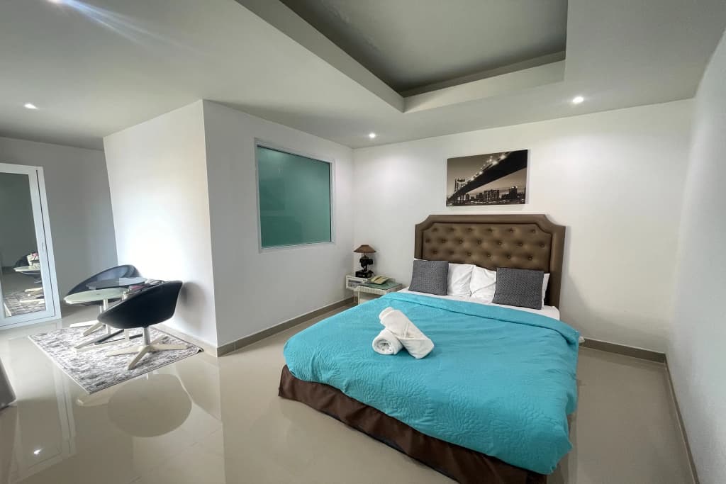 W-9 Hotel - photo 20