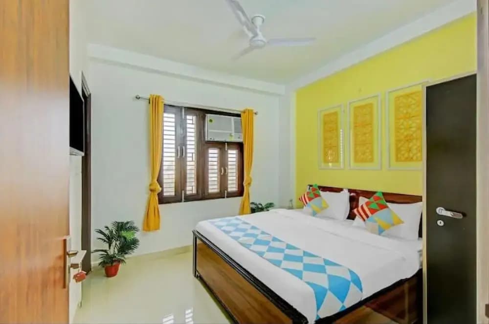 Green Orbit Hotel - photo 7