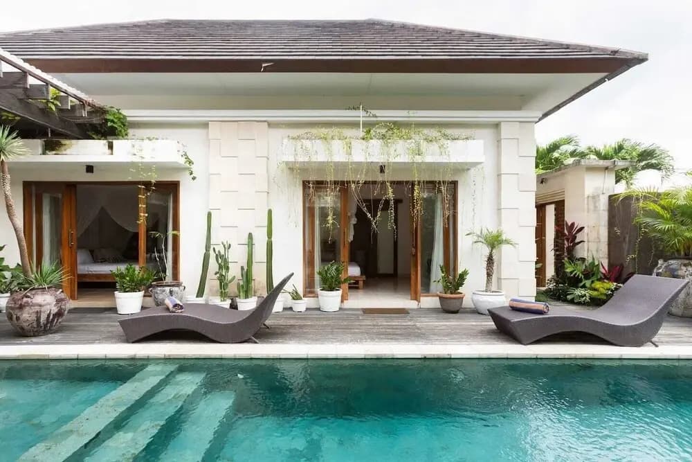 Ariana Villa - photo 15