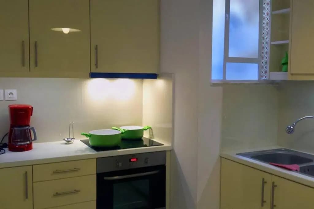Veni Syntagma 5th Floor 2Bdr Apt - photo 19