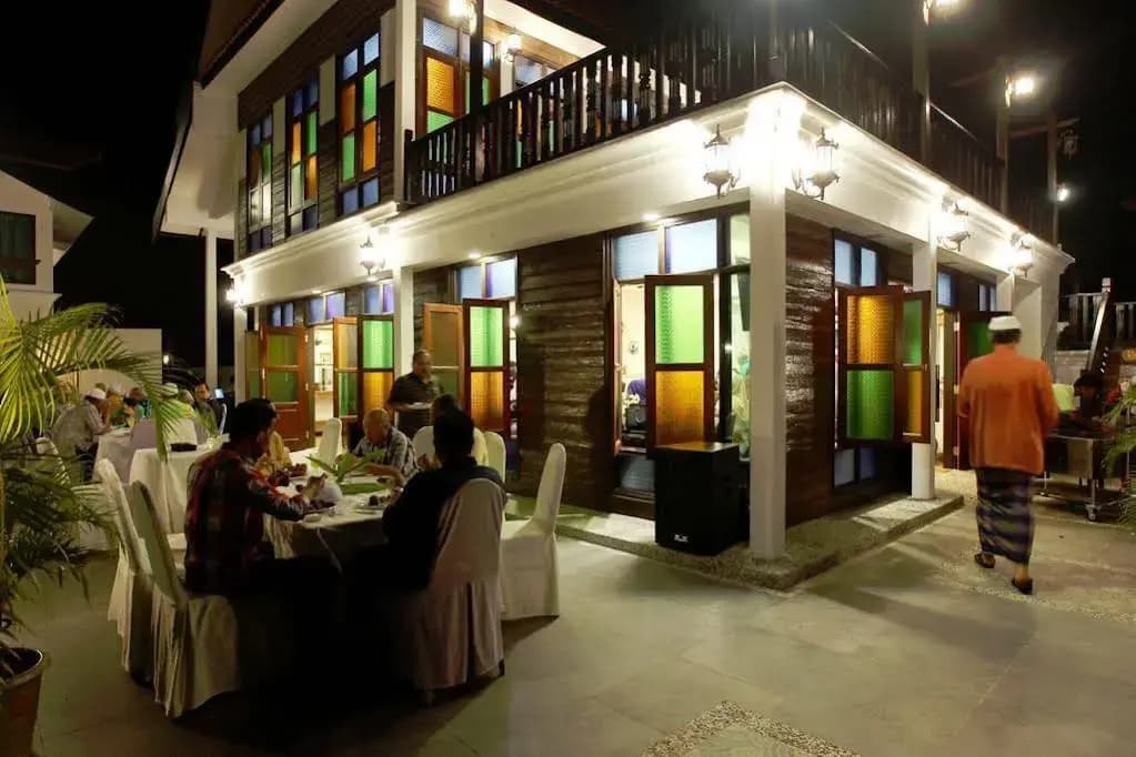 The Manor Beach Resort - photo 17
