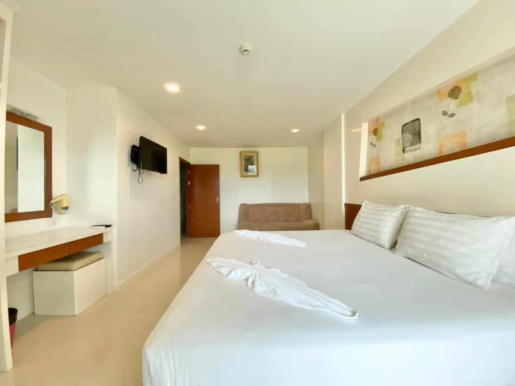 Patong Platinums - photo 13