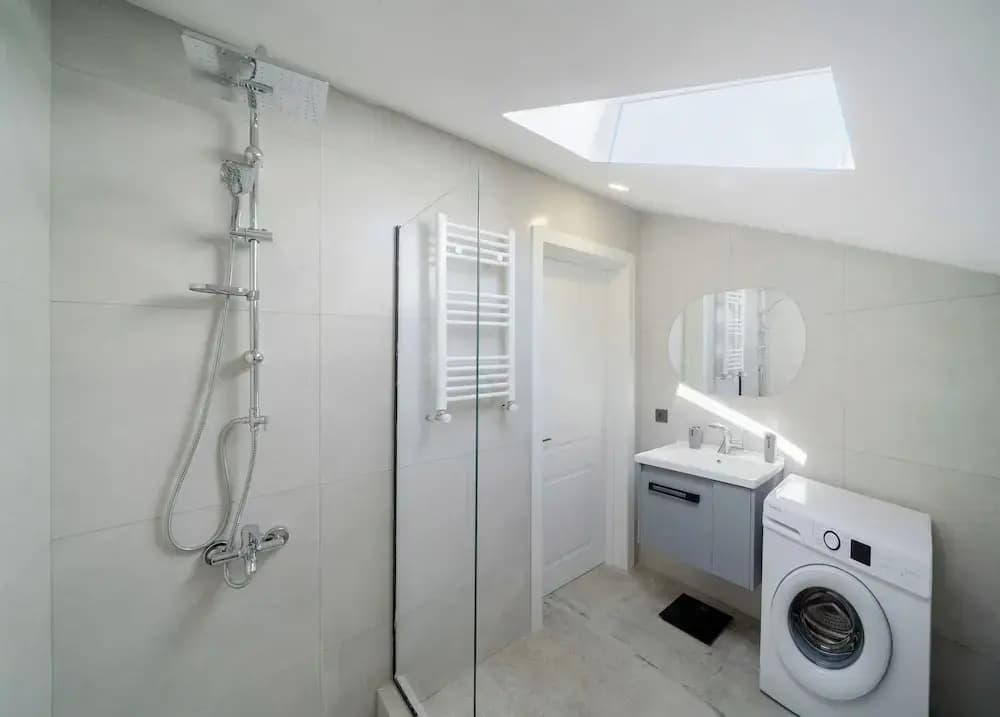 Niabi 3Bdr Mansard(No Front Desk Contact The 5 Days In Advance) - photo 9