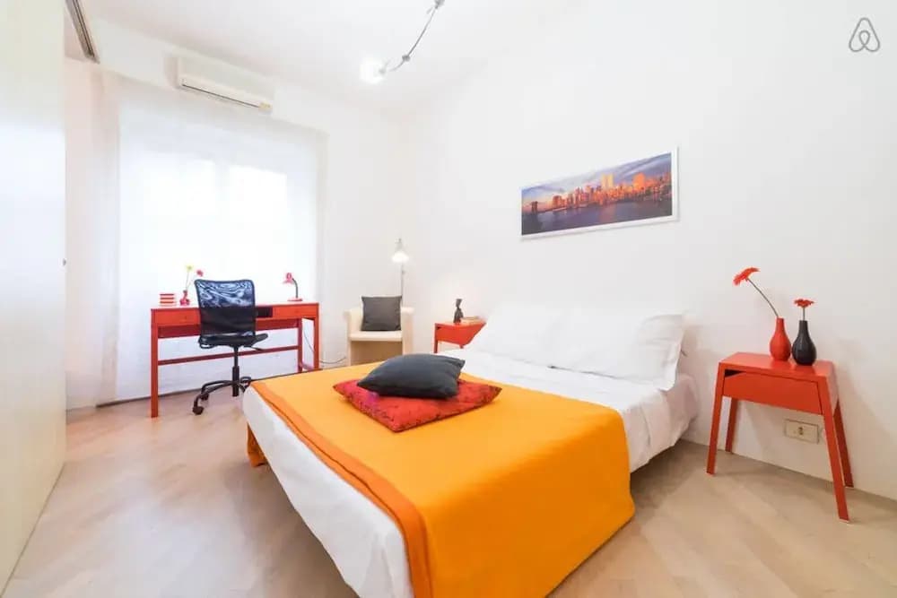 Large Flat With Garden and car Parking - photo 6