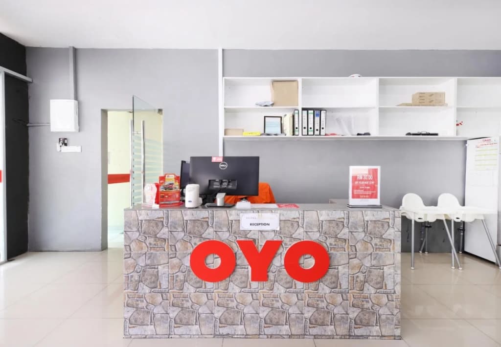 OYO 774 Hotel Iskandar - photo 12