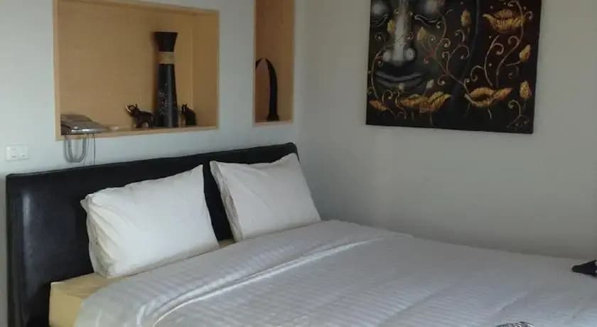 Patong Tower Condo - photo 1