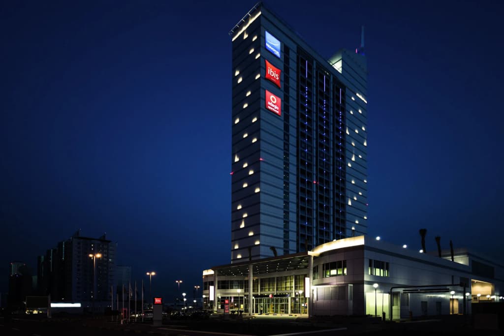 Aparthotel Adagio Fujairah - photo 1