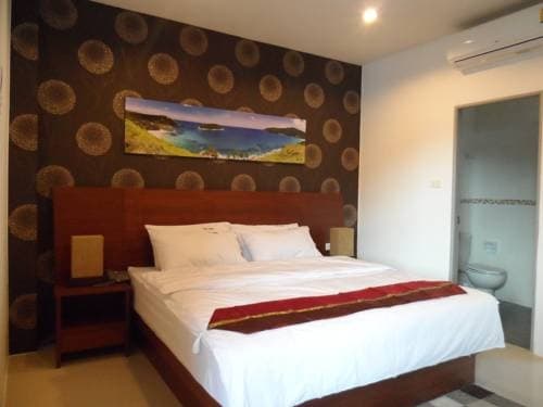 White Mansion - photo 11
