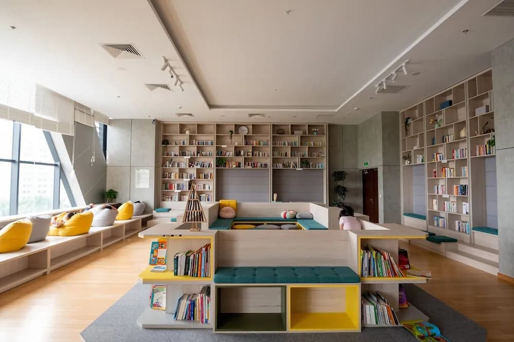 Lunetta Serviced Apartment - photo 48