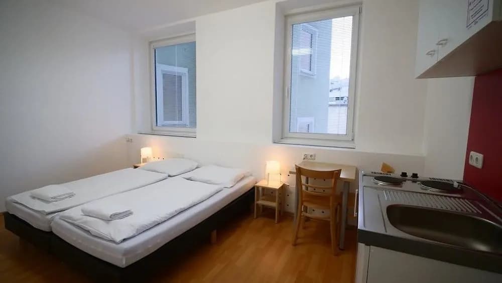 Easy Room Hostel Vienna - photo 3