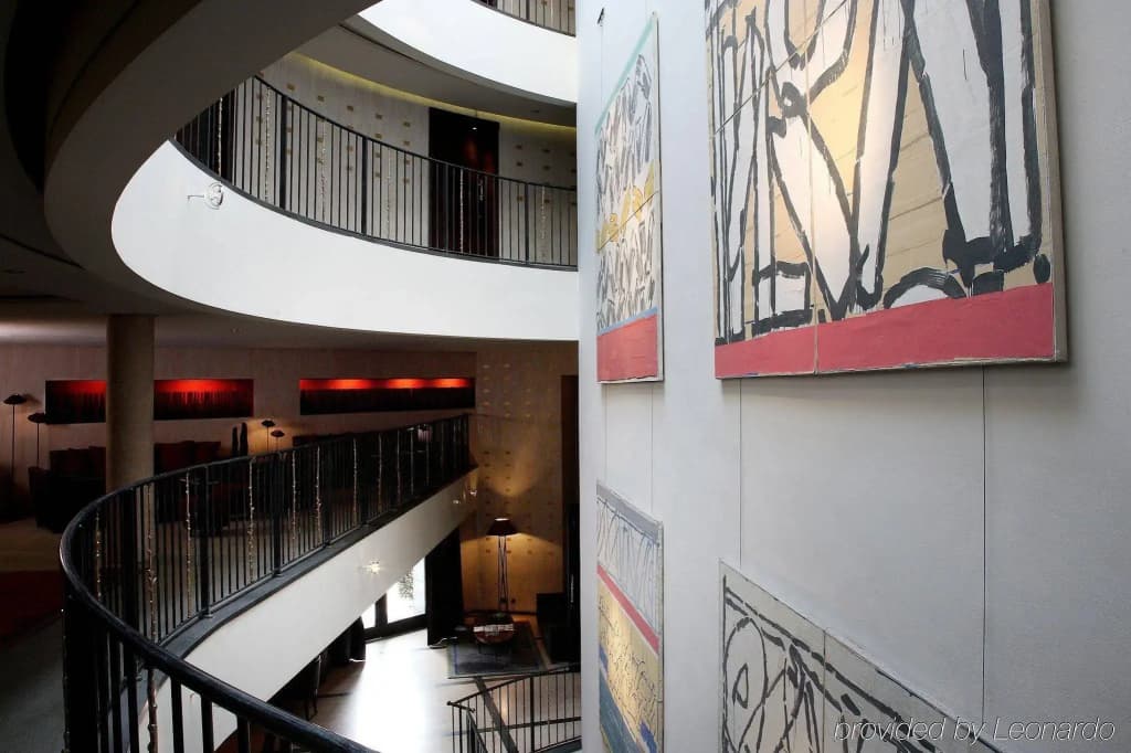 Hotel Square - photo 10