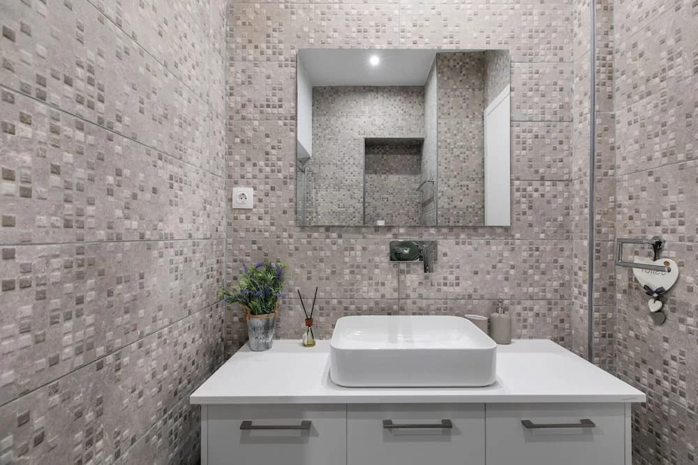 Kolonaki Cocoon - 2-BR Stylish Apt - photo 8