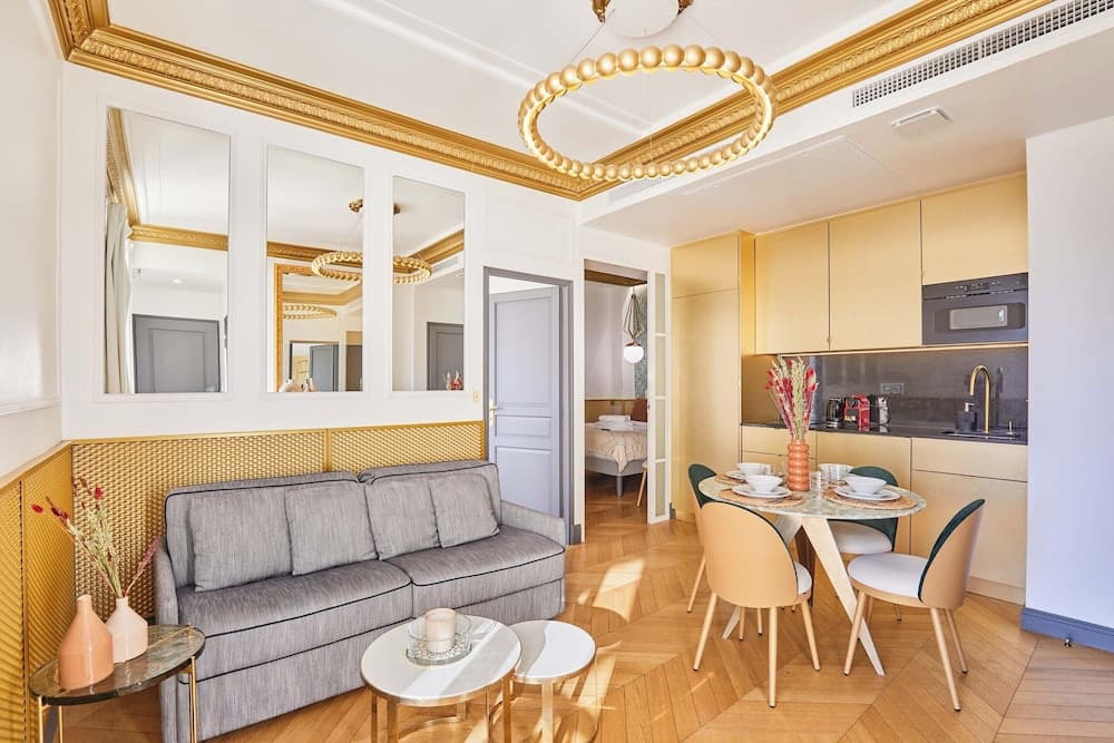 Superb AC- 2bdr Apartement Montaigne/arc de Triomphe - photo 10