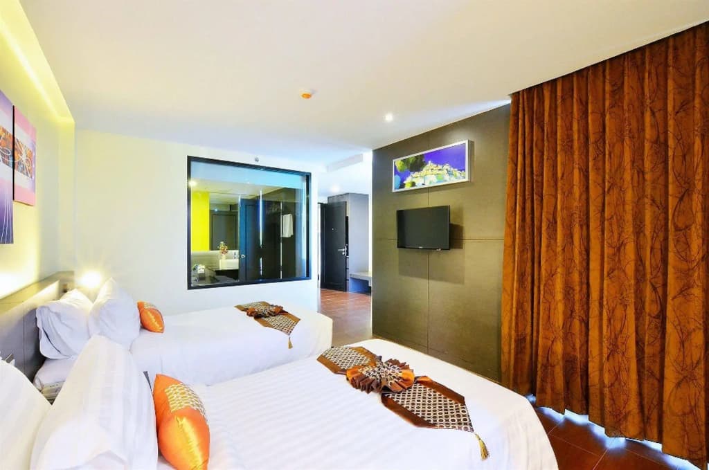 Lakkhana Poolside Resort - photo 4