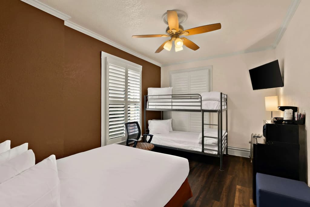 Mithila San Francisco, SureStay Collection by Best Western - photo 5
