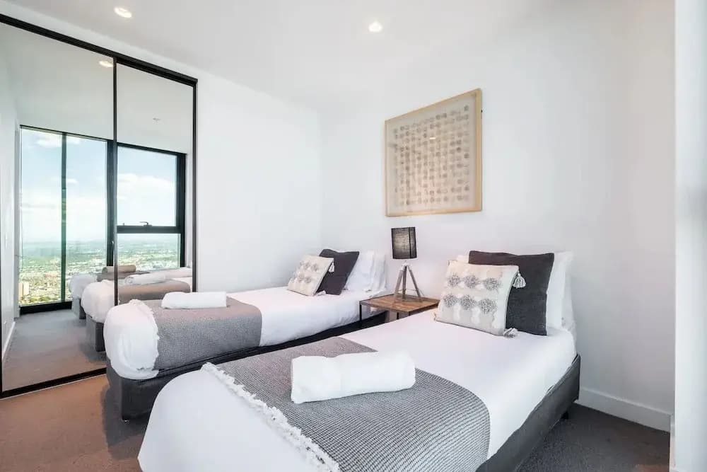 Mega Style Apartments Victoria One - photo 3