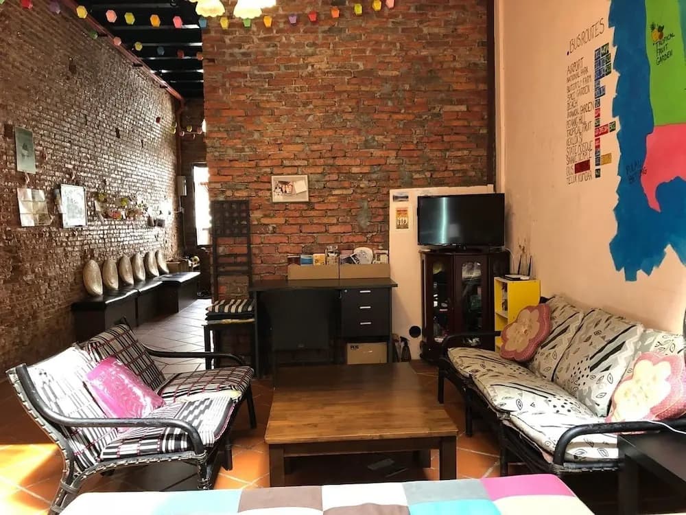 Chateau One - Hostel - photo 18