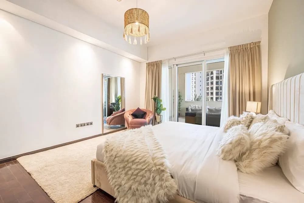Palm Jumeirah - 2br - New Furnished - Next To Mall - photo 4
