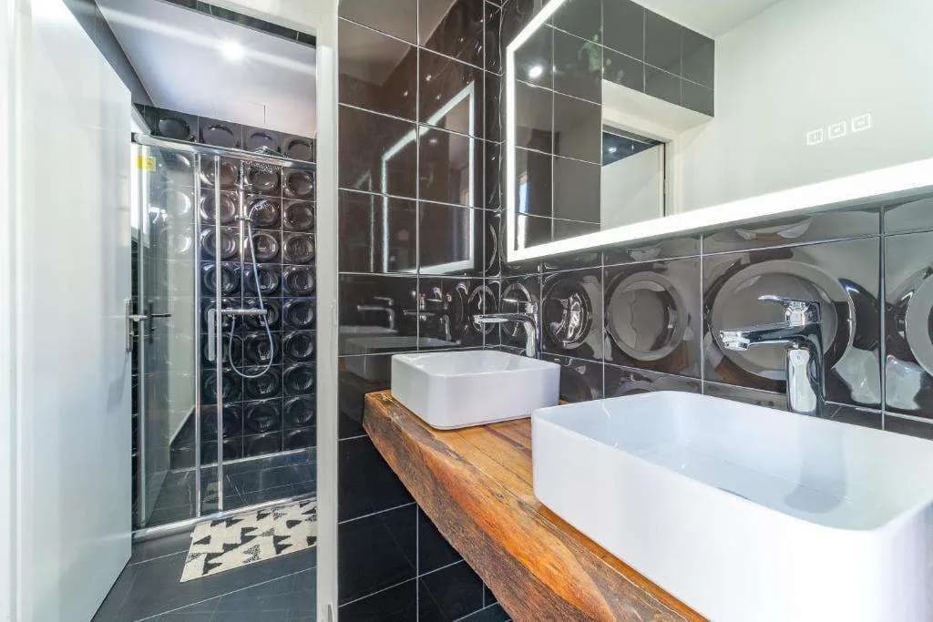 FRATERNITY-HOTEL - photo 16