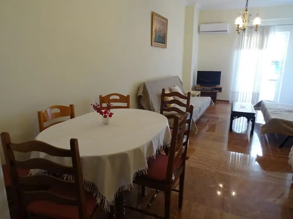 Modern Traditional Central Apartment - photo 15