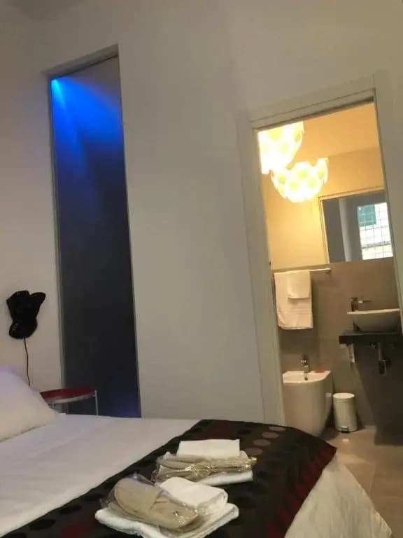Room 76 - photo 16