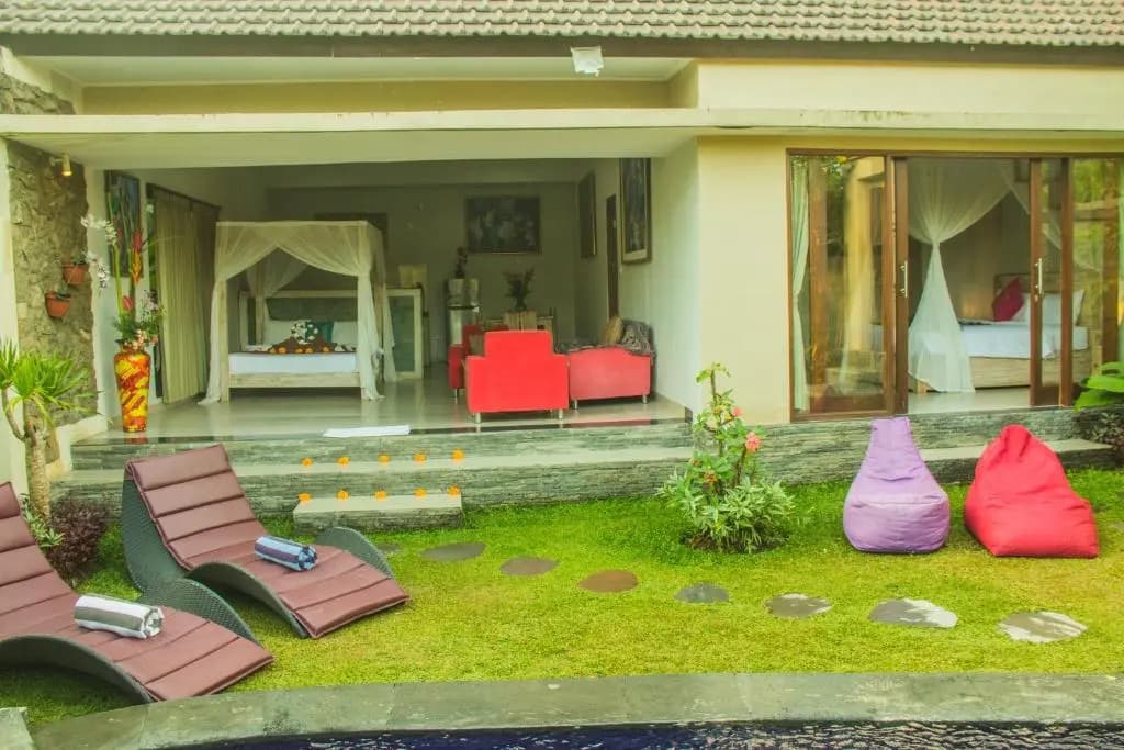 Ratna Villa - photo 14