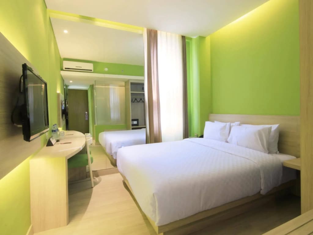 Royal City Hotel - photo 3
