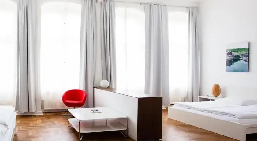 Great Home in Berlin (Mitte 1) - photo 8