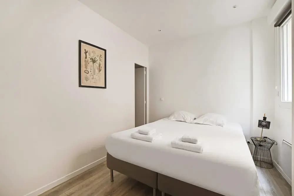 Magnificent Apartment - 2br/6p - Rochechouart - photo 3