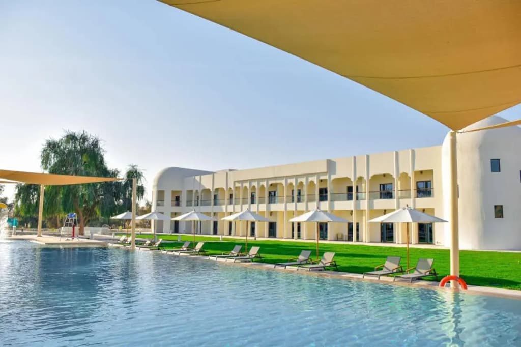Western Hotel Liwa - photo 13