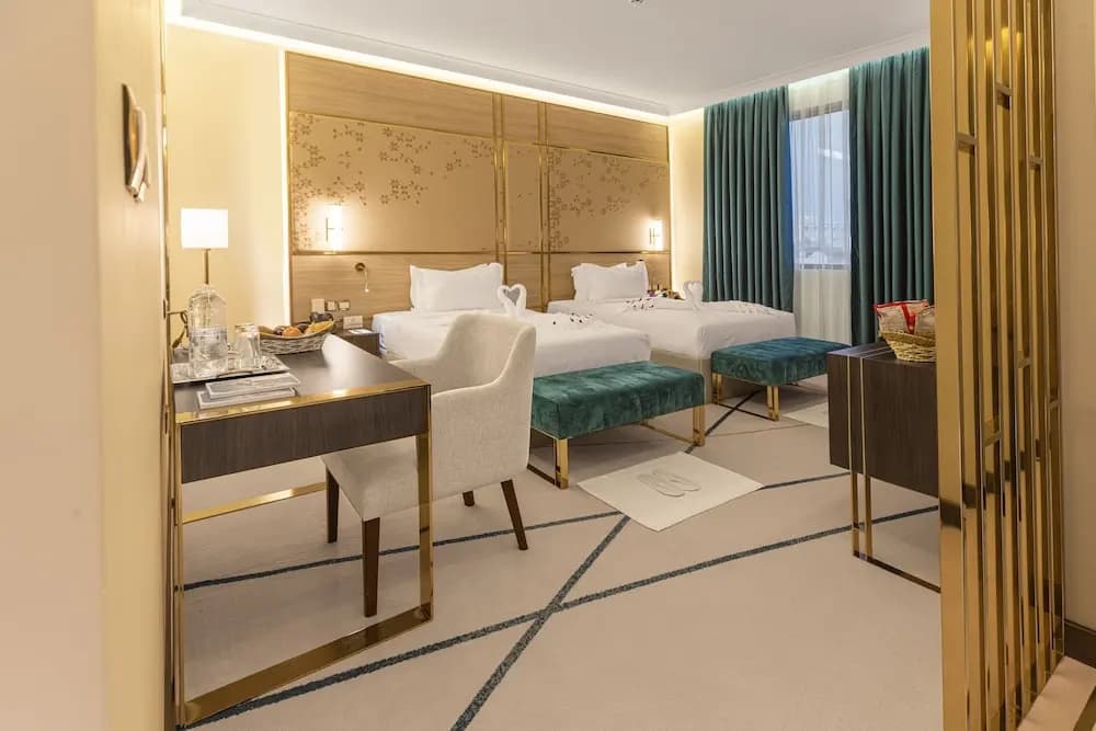 Green Park Hotel - photo 3