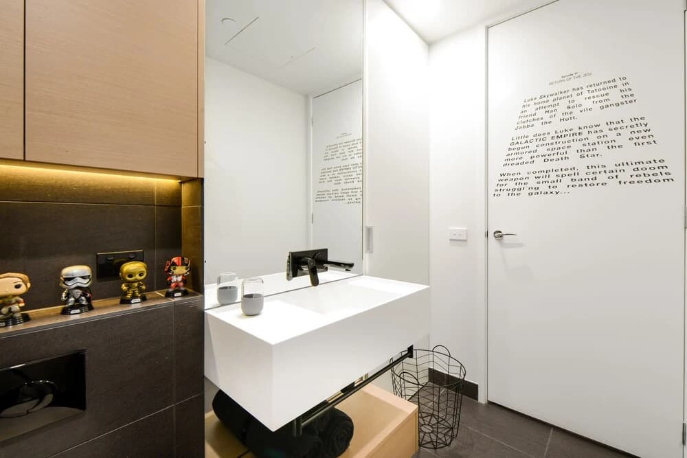 Roomerang at Ryan and Leveson - photo 7