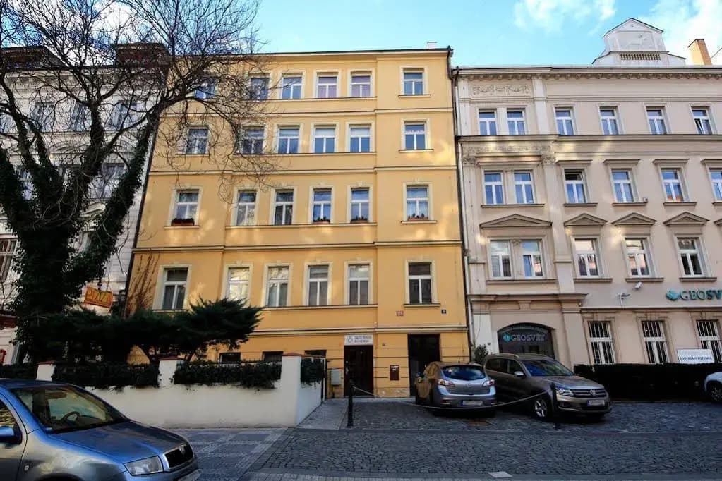 Visit in Prague II - photo 1