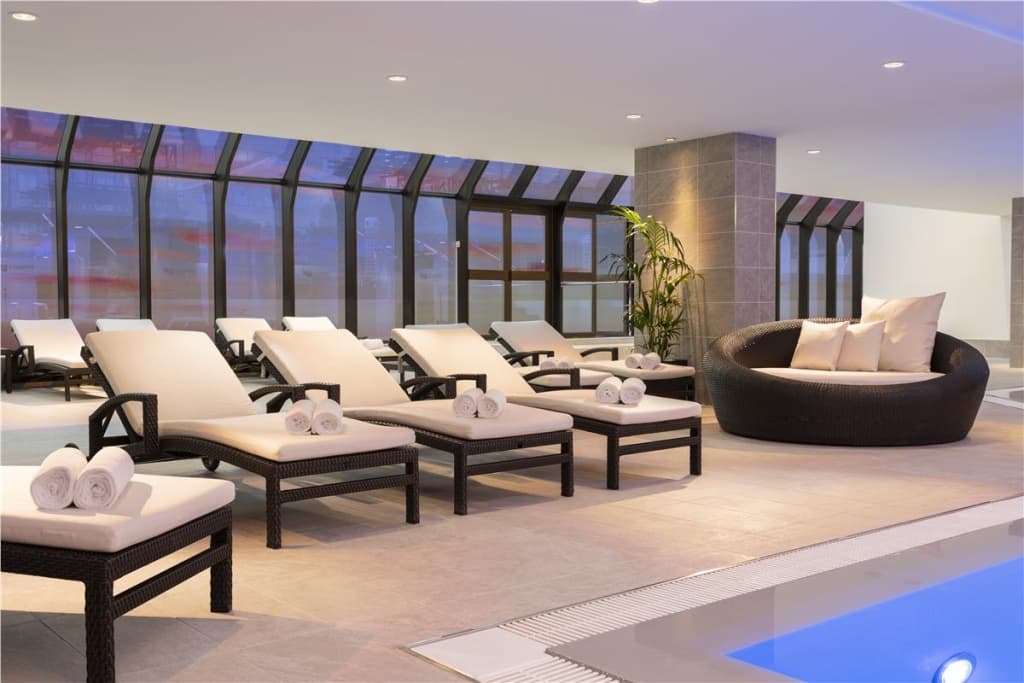 Hilton Prague Atrium - photo 22
