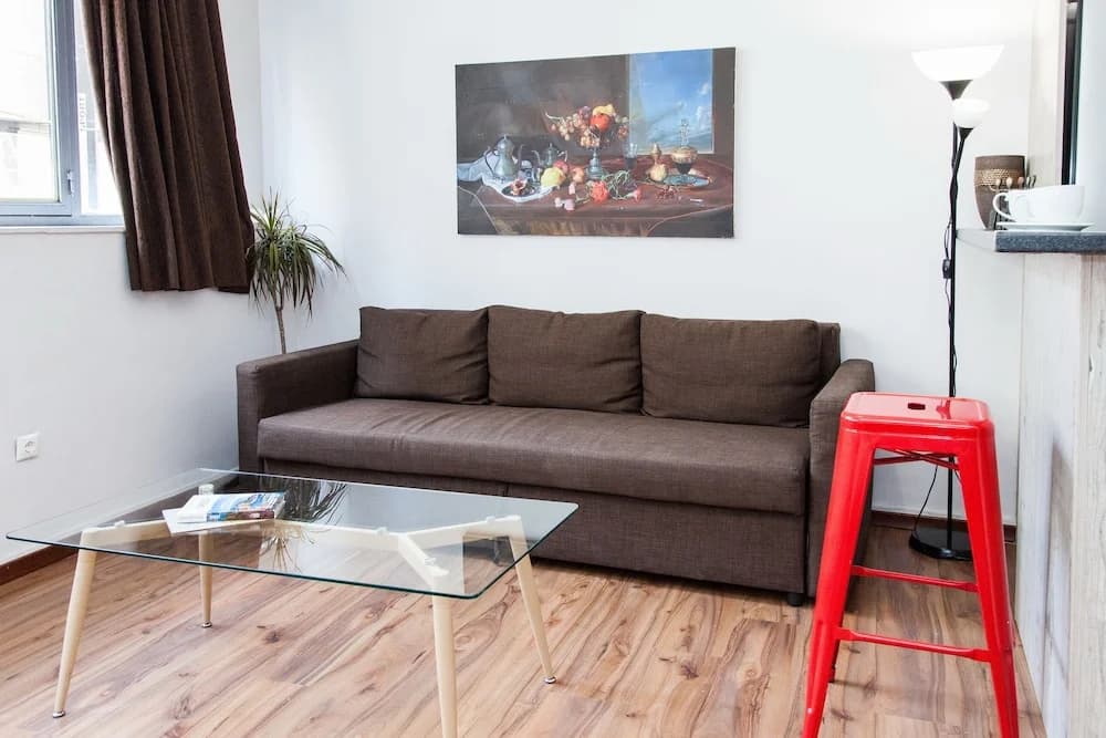 Modern-deluxe central apt in Athens - photo 10