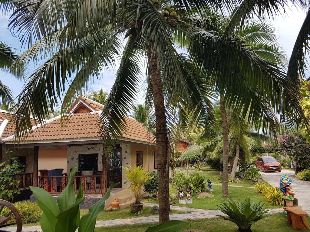 First Villa Beach Resort - photo 21