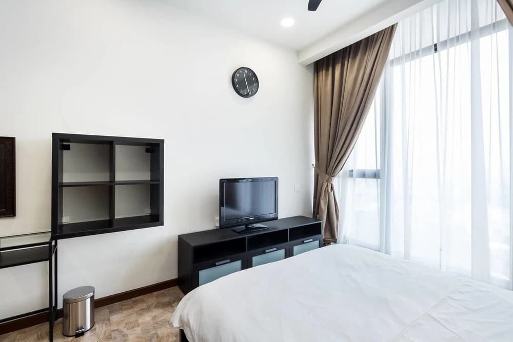 Luxurious Studio Suites @ Tun Razak - photo 11