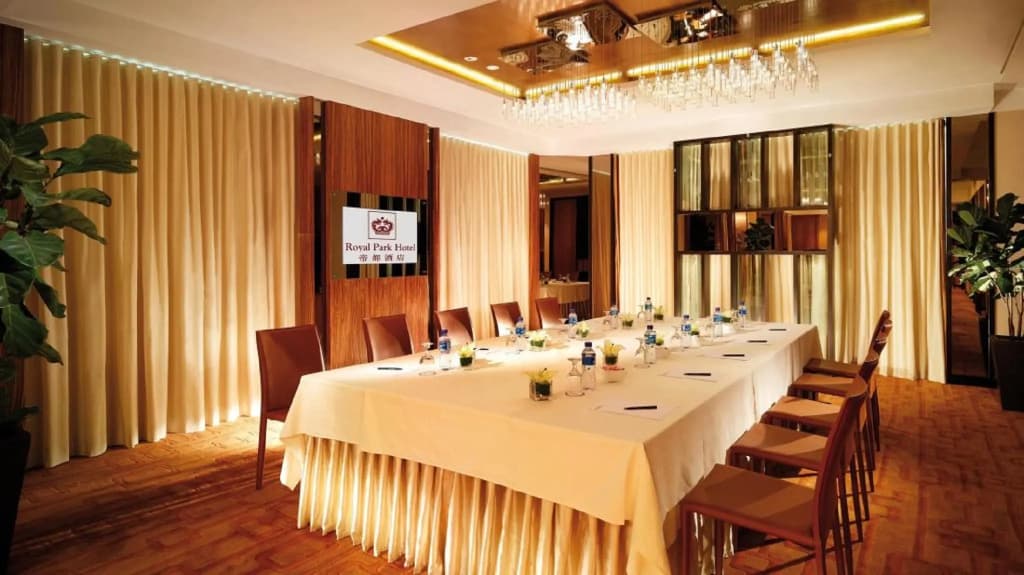 Royal Park Hotel - photo 18
