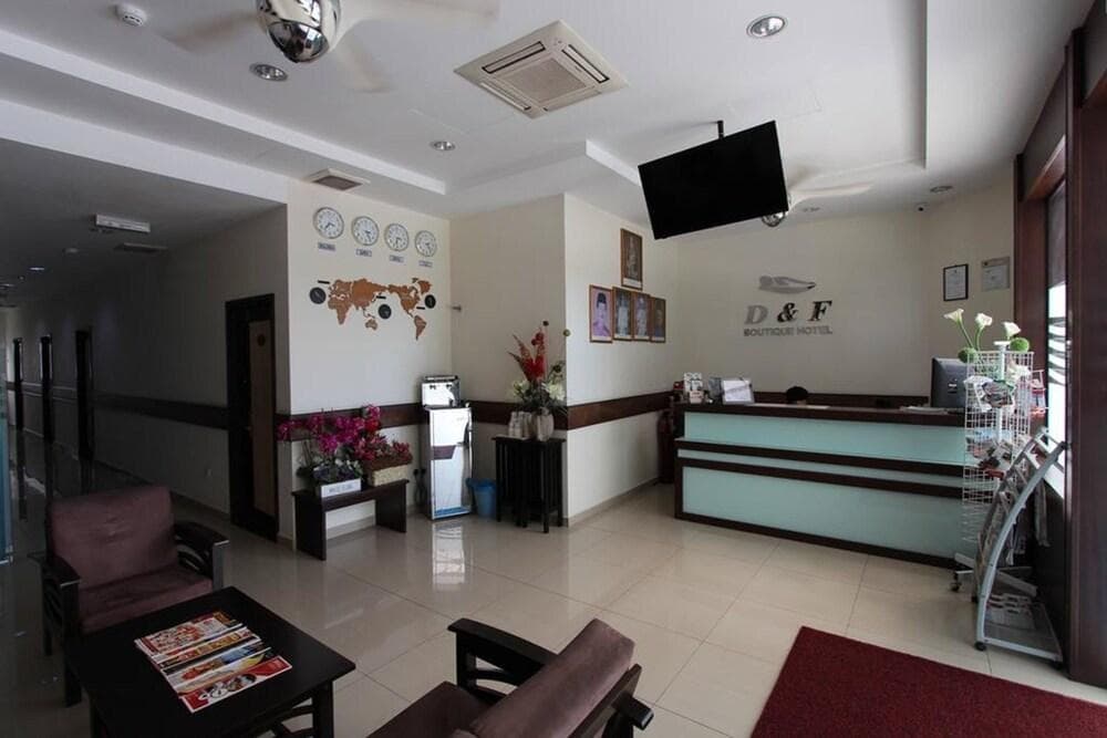 D&F Boutique Hotel - photo 13