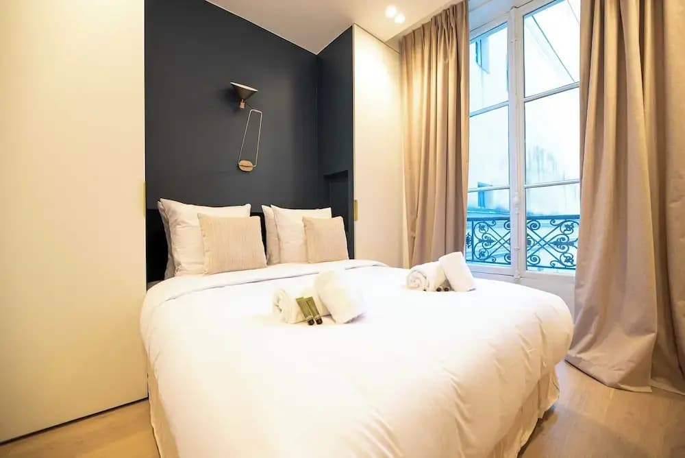 Exceptional apt With Ac-1br-4p-palais Garnier - photo 1