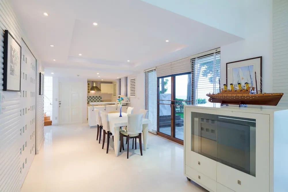 Baan LonSai Beachfront Condominium - photo 23
