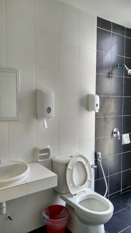 Cameron Strawberry Residence - photo 8